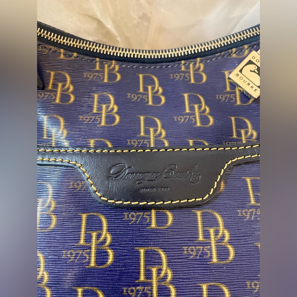 Dooney & Bourke Gold Logo Hobo Shoulder Bag - Picture 3 of 13